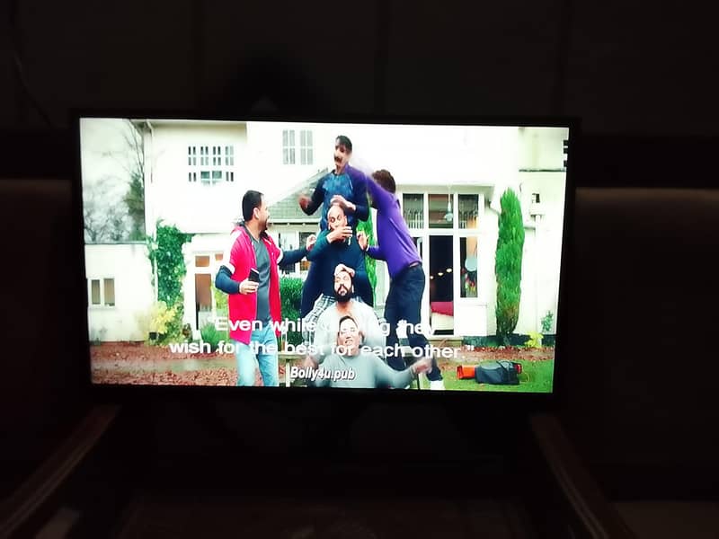 32 Inch Led 2