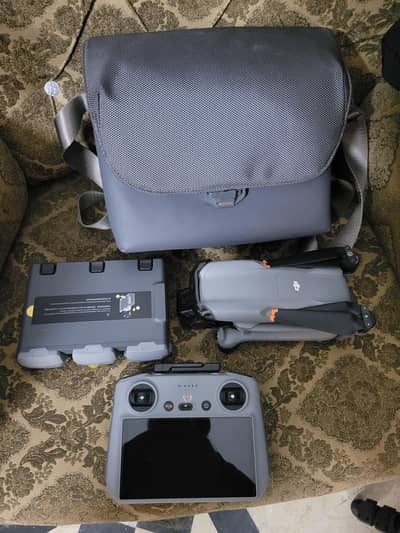 Dji air 3 (Brand new)  (Fly more combo)