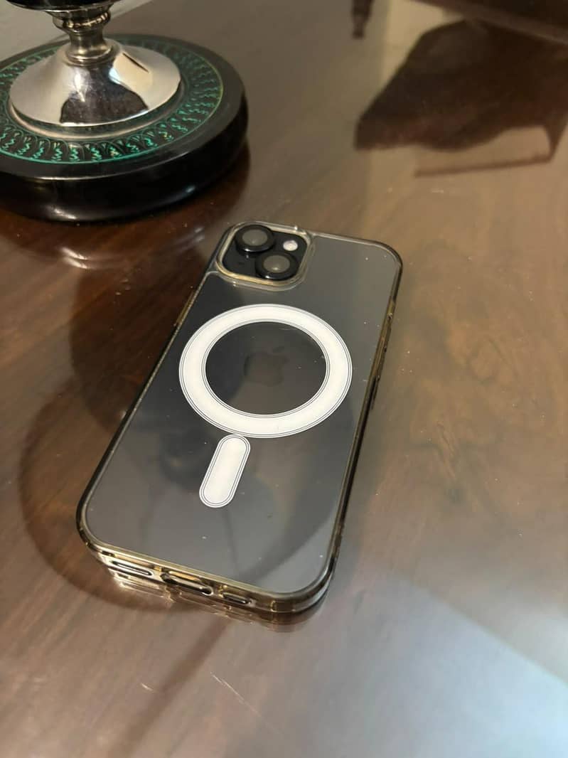 Apple iPhone 15 6