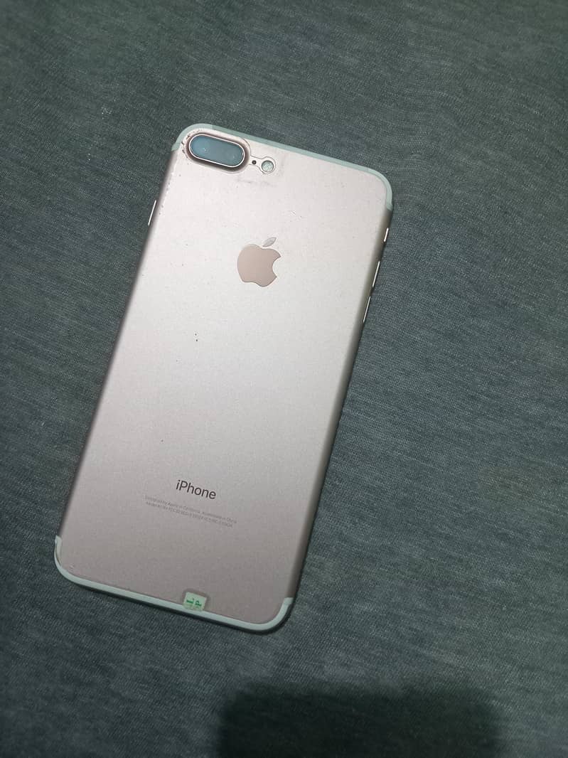 Apple iPhone 7 Plus 1