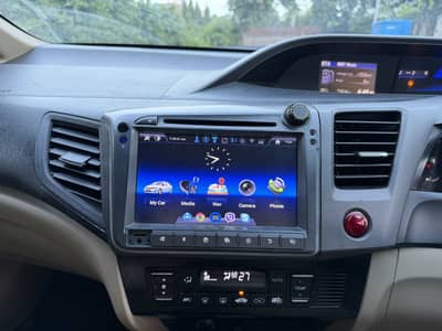 Honda Civic Rebirth Infotainment system