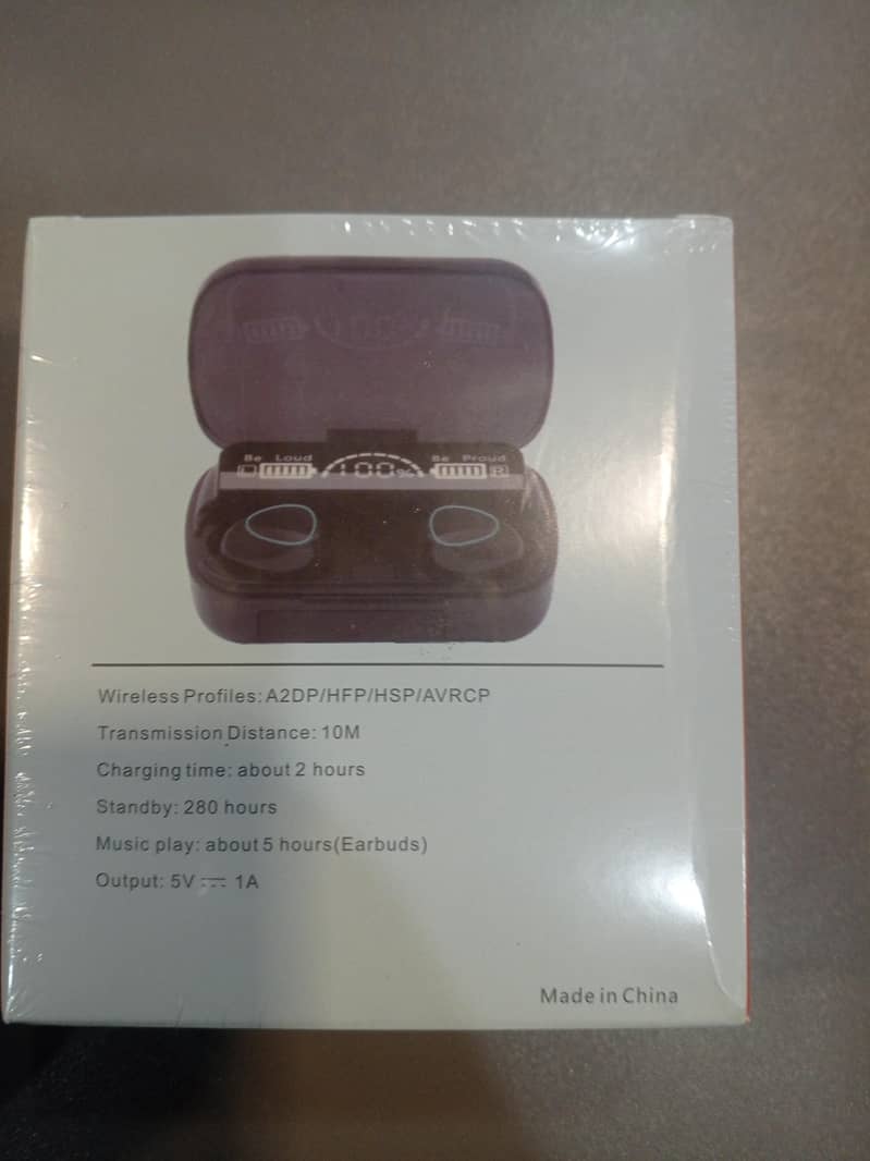 M10 EarBuds 1