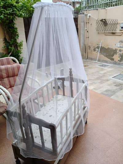 Baby cot