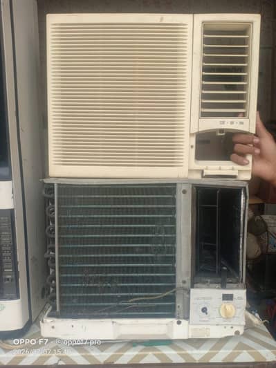 window AC for urgent sell genuine condidition