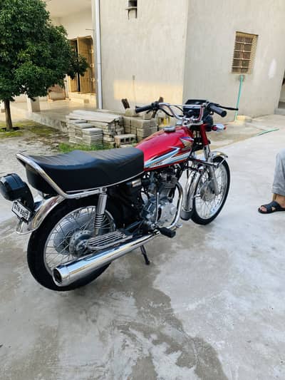 Honda 125 total genuine antique peace