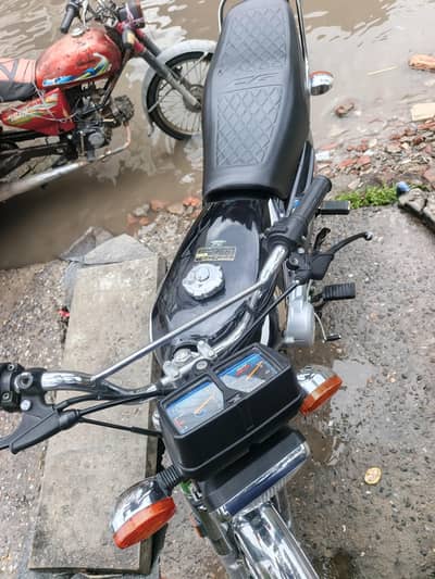 Honda cg 125 black 2025 model home use bike 03177187811