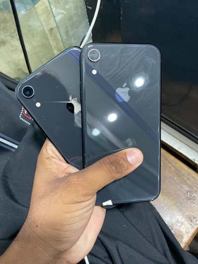 Apple iPhone XR
