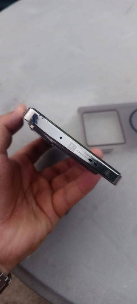Infinix Note 40 7