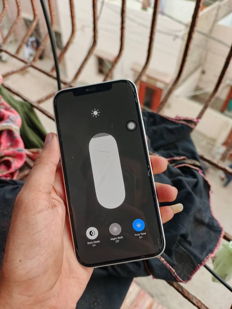 Apple iPhone 12 8