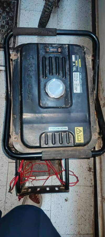 SG3500V Gasoline Generator for sale! Best condition, ready to use.