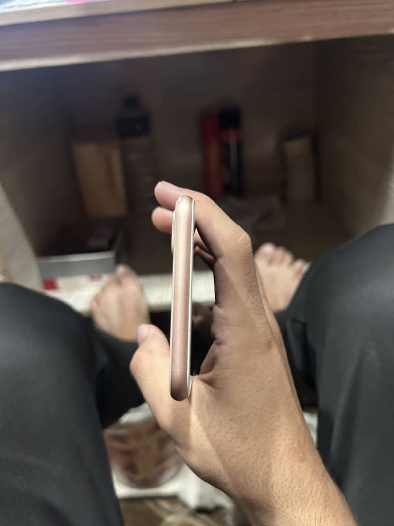 Apple iPhone 8 Plus 7