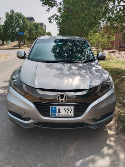 Honda Vezel 2017  (0312-7486389)
