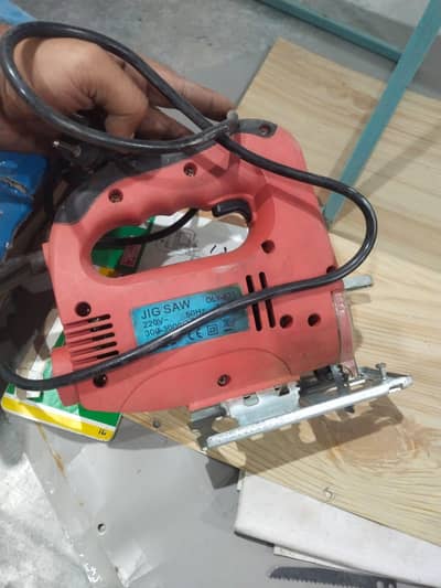 wood cutter phone no 03706936697