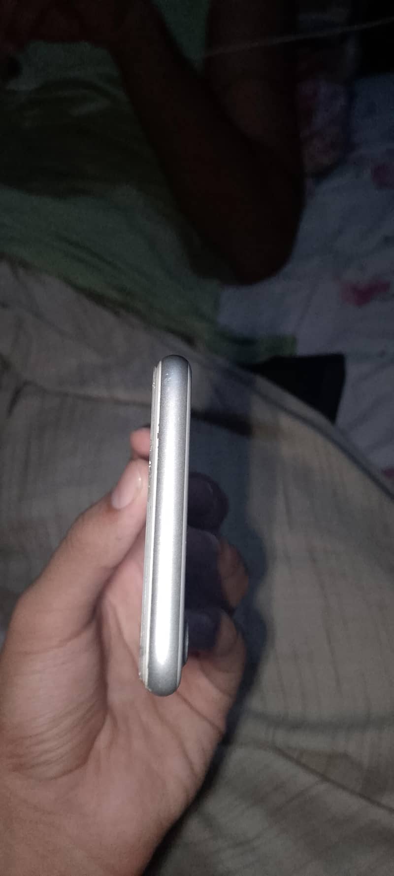 Apple iPhone 7 3