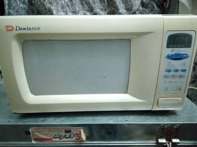 Used Microwave Oven – Good Working Condition