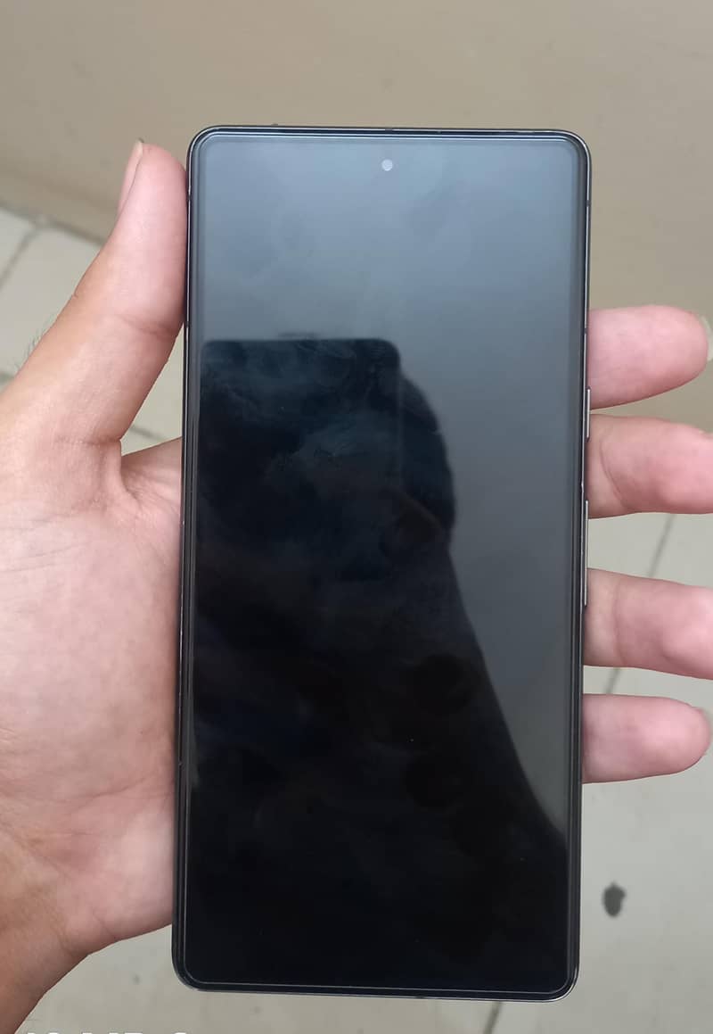 Google Pixel 7 4