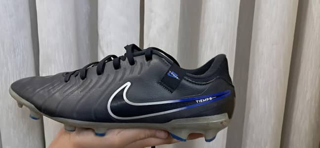 Nike Tiempo Legend DV4337-040 Football Boots US 7 / UK 6 / EUR 40