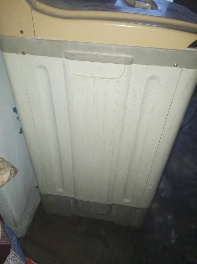 Washing Machine 4