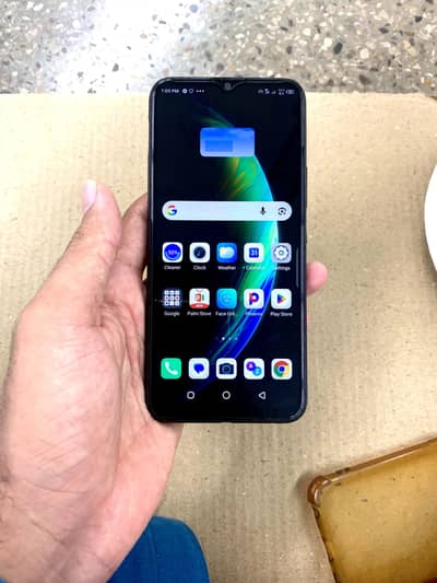 Infinix hot 8
