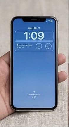 Apple iPhone X 3