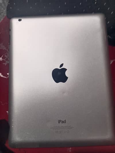 Apple iPad 4th Gen 16GB WiFi - Good Condition