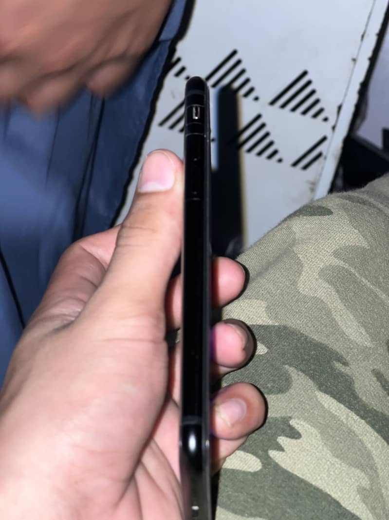 Apple iPhone SE 3