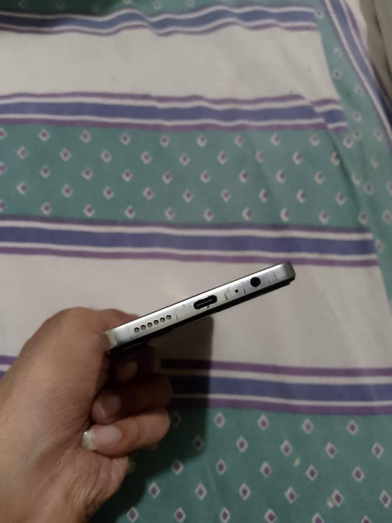 Tecno camon 30 5
