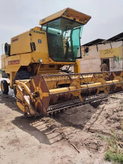 harvester new Holland 8070