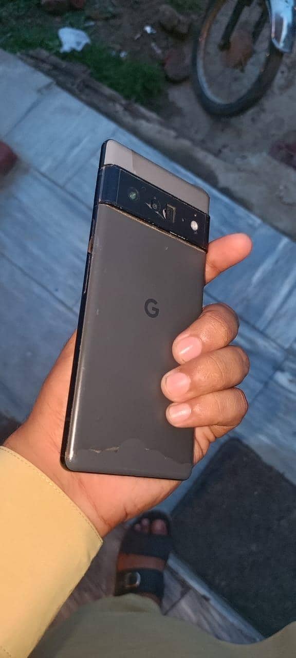 Google Pixel 6 Pro 2