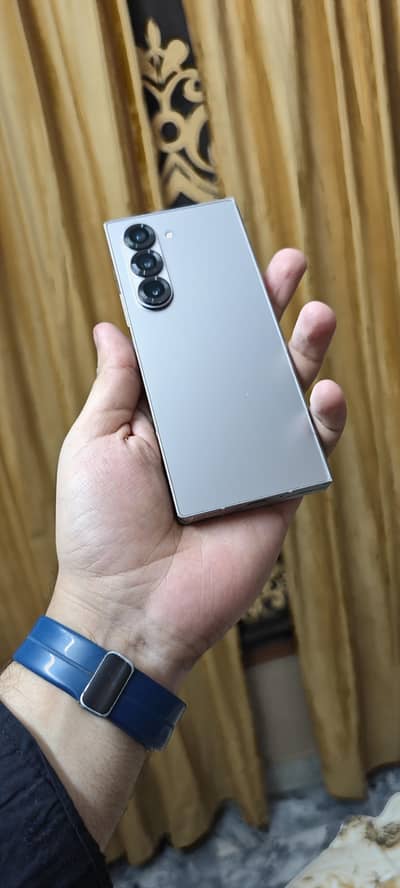 Samsung Mobile Z Fold 6