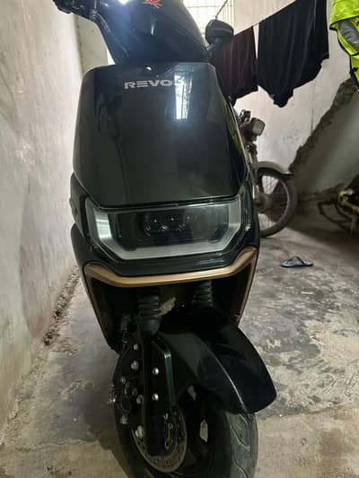Revoo A12 with Rear Box