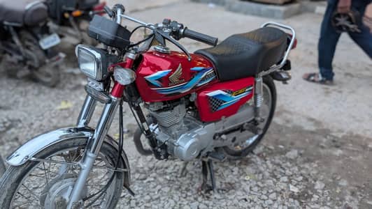 Honda cg125 - 2024 model - Karachi number r