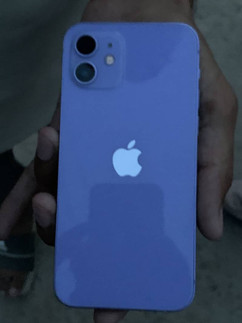 Apple iPhone 12 3