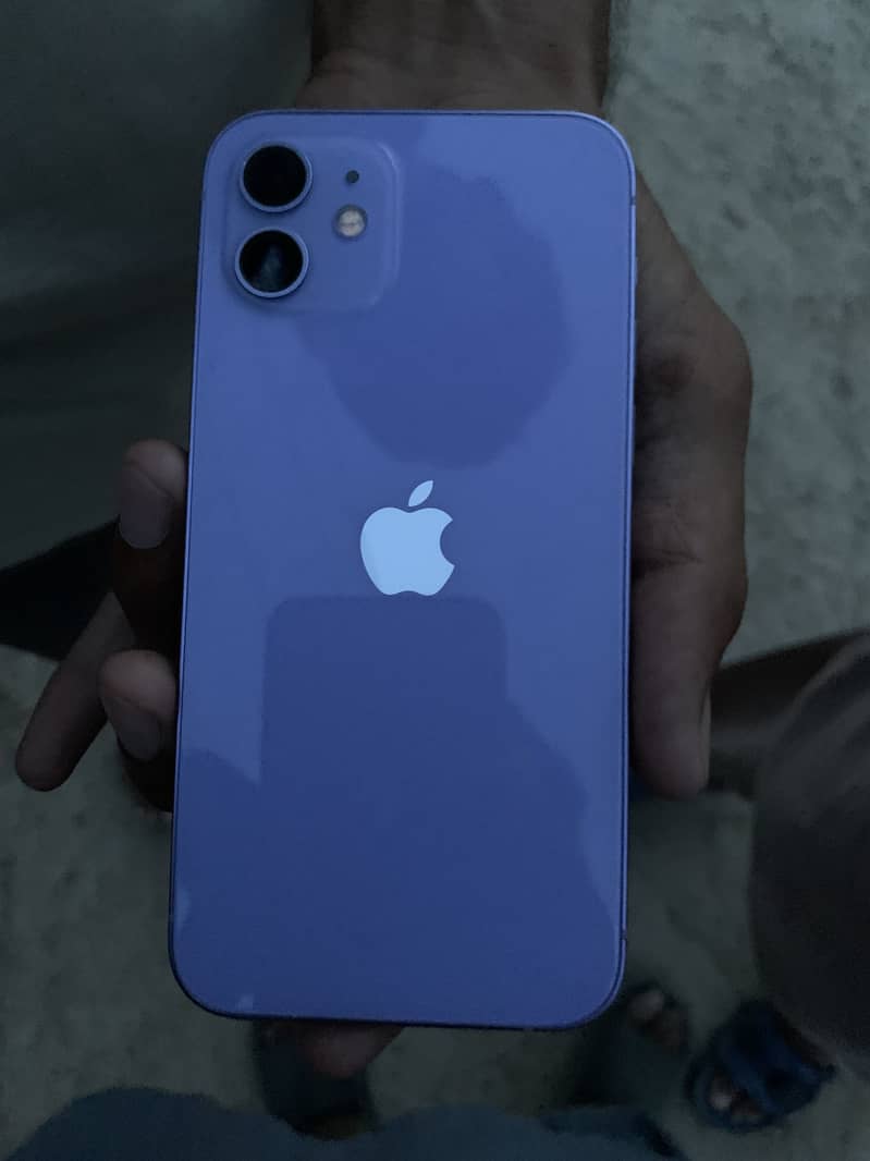 Apple iPhone 12 8
