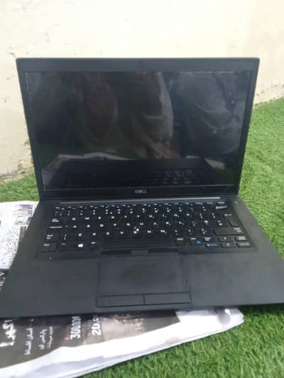 Deel i5 7th generation/8GB/256