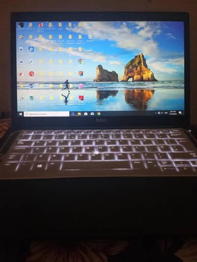 Deel i5 7th generation/8GB/256