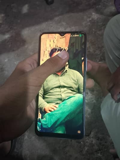 Vivo V21
