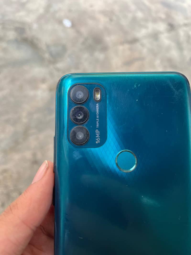 Dcode Bold 2
