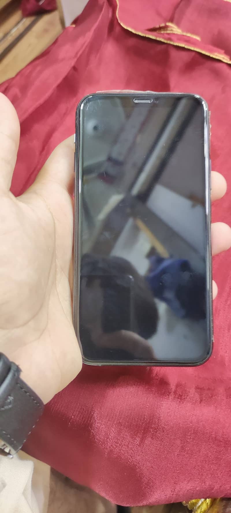 Apple iPhone 11 Pro 1