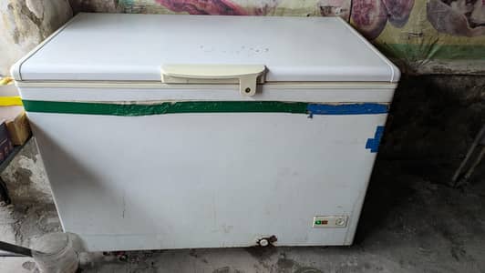 Deep freezer