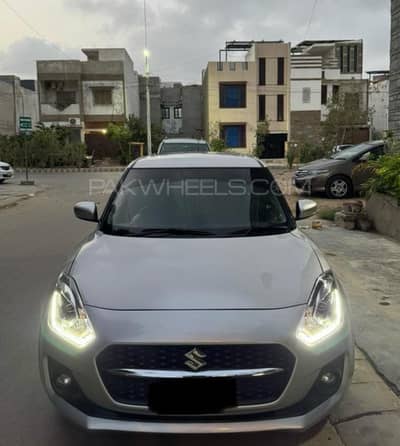 Suzuki Swift 2022 GLX CVT