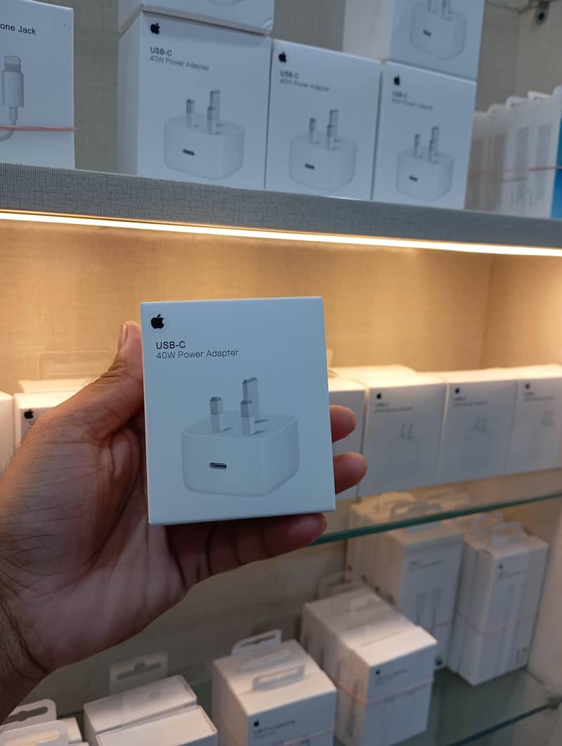 iPhone Adapter 2