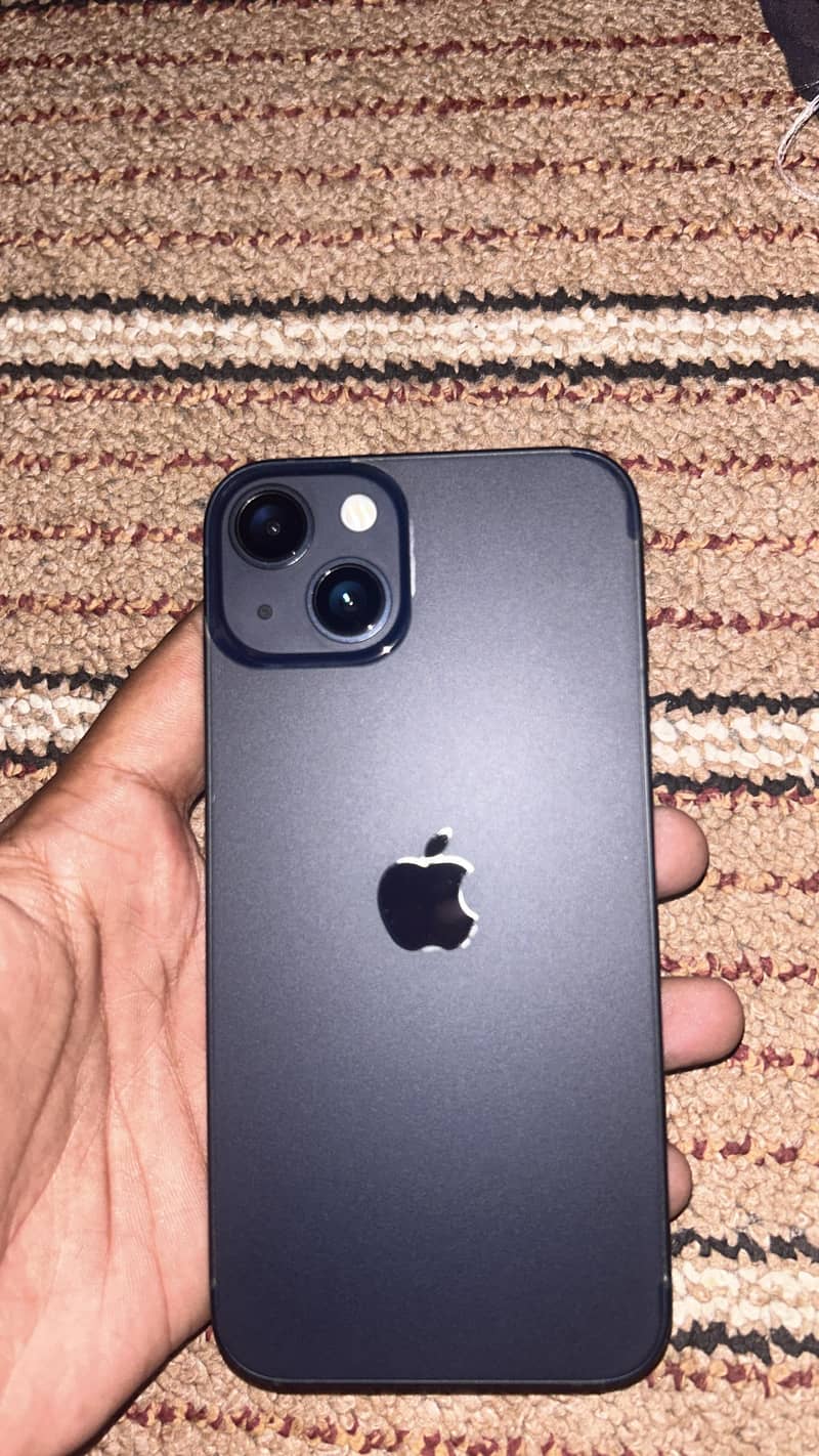 Apple iPhone 13 4