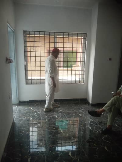 3,5Mara bred new triple story available for rent Ghauri town ph 3