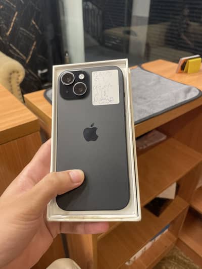 Apple iPhone 15
