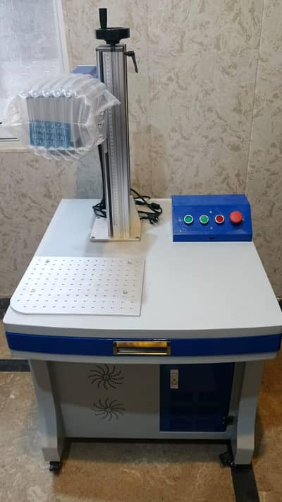 Fiber leaser marking machine