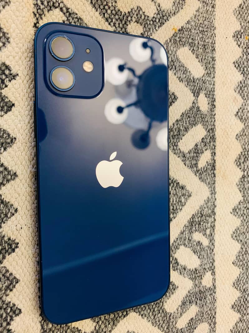 Apple iPhone 12 0