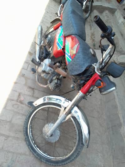 CD 70bike call number 03047072188