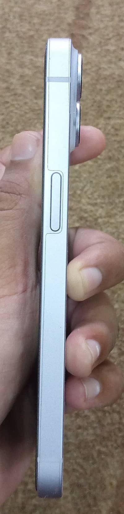 Apple iPhone 14