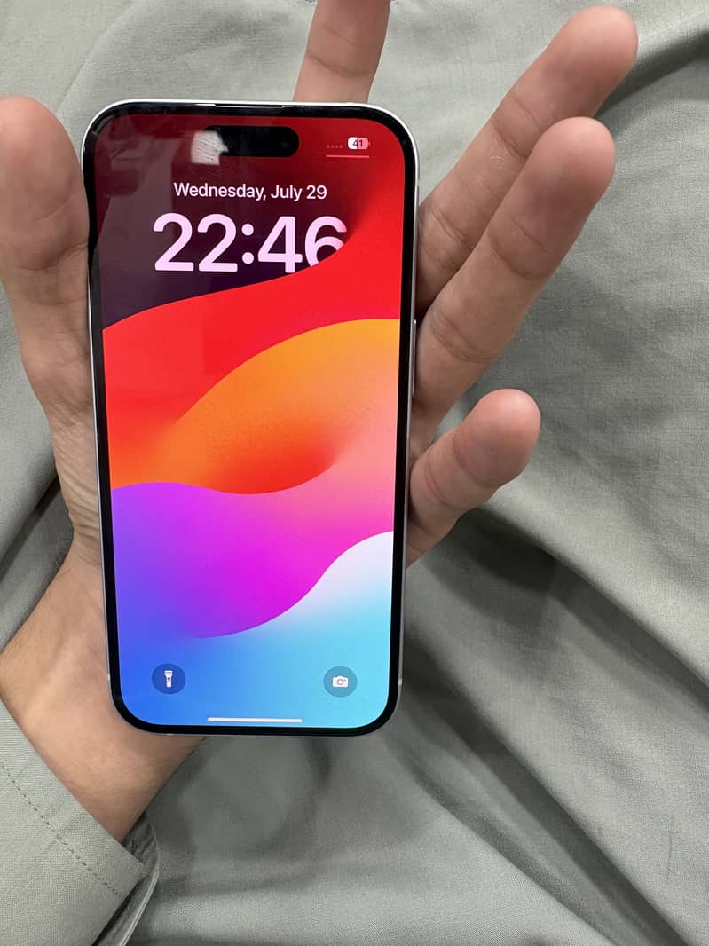 Apple iPhone 15 0
